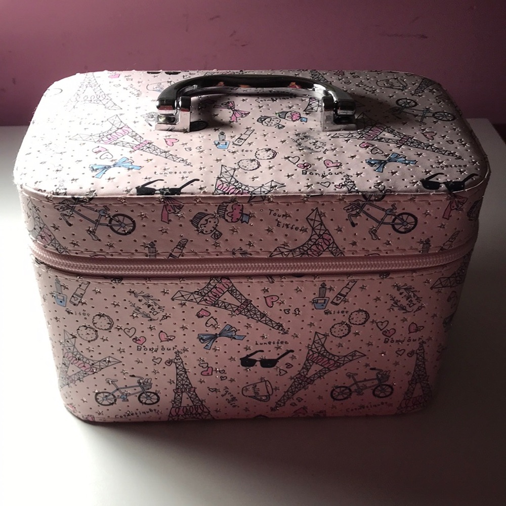 Paris makeup bag